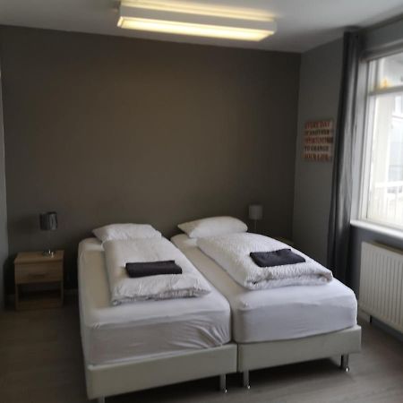 אקורירי Acco Town Square Apartments מראה חיצוני תמונה